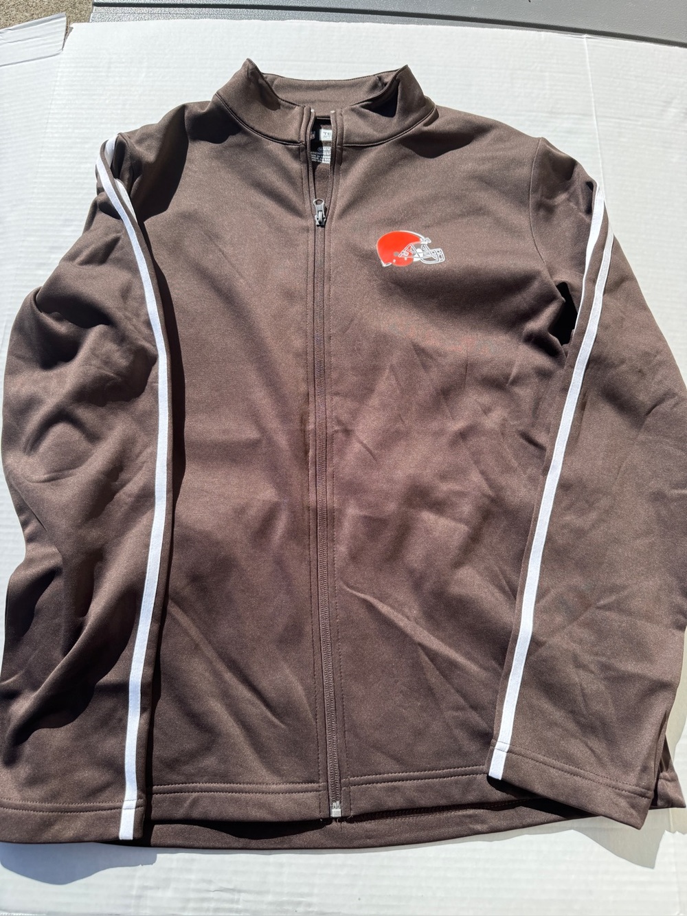 Browns Medium zip up fleece NEW